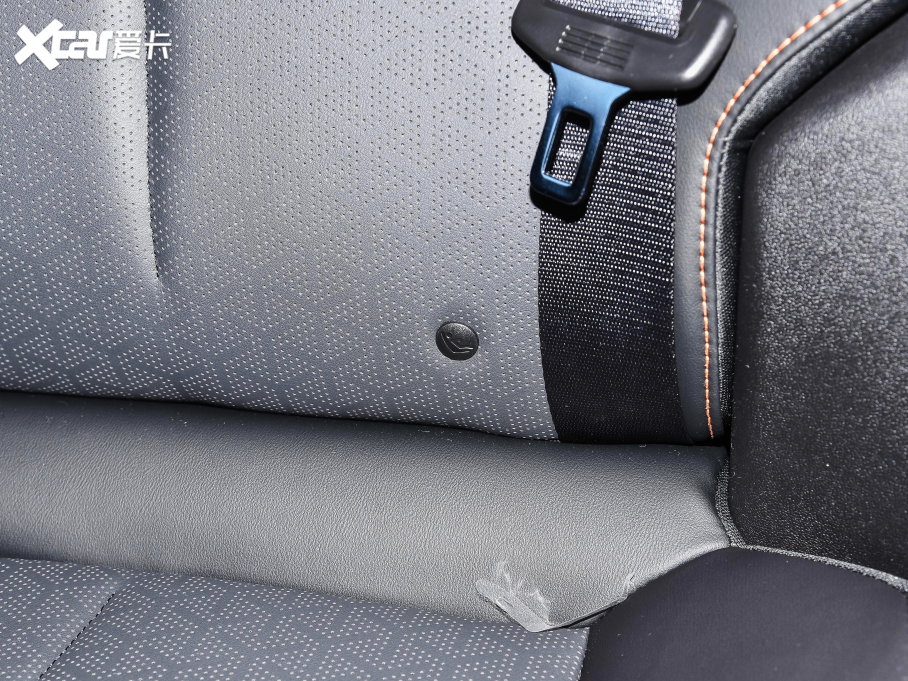 2022LWZ6 {L 1.5T DCTI(lng)ͳа