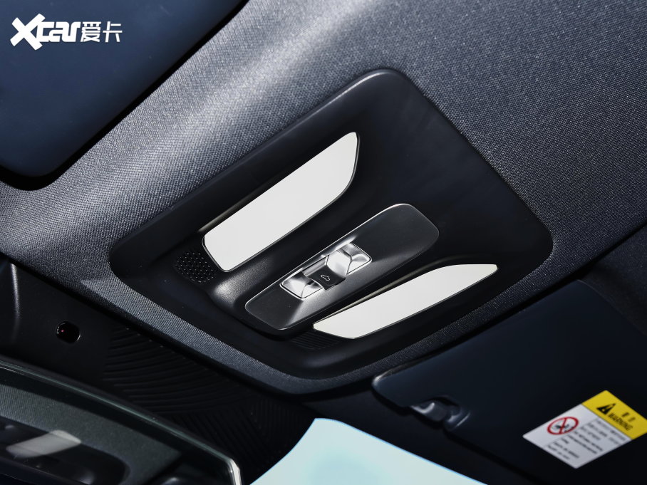 2022LWZ6 {L 1.5T DCTIͳа