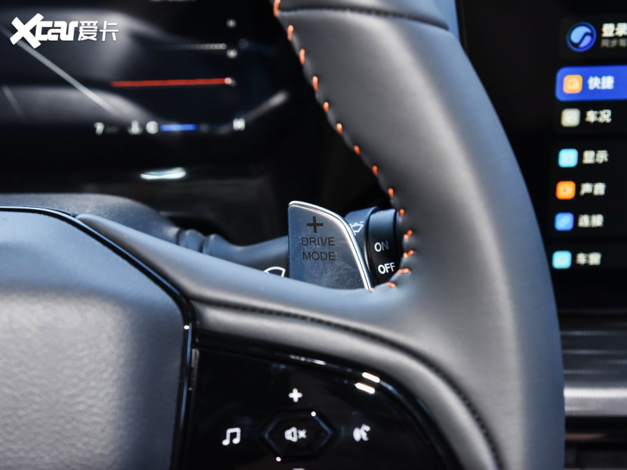 2022LWZ6 {L 1.5T DCTIͳа