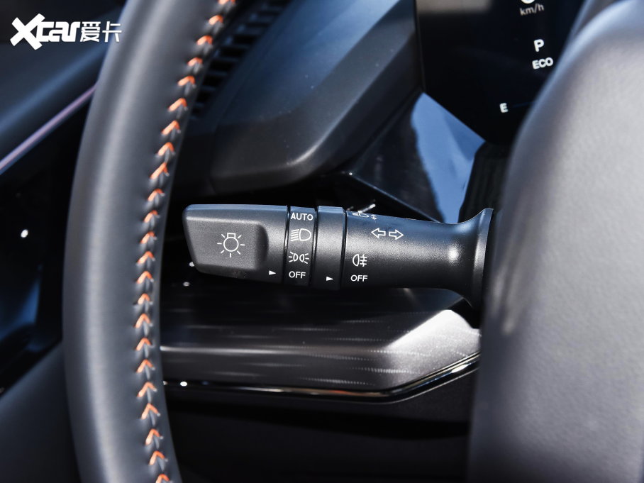 2022LWZ6 {L 1.5T DCTIͳа