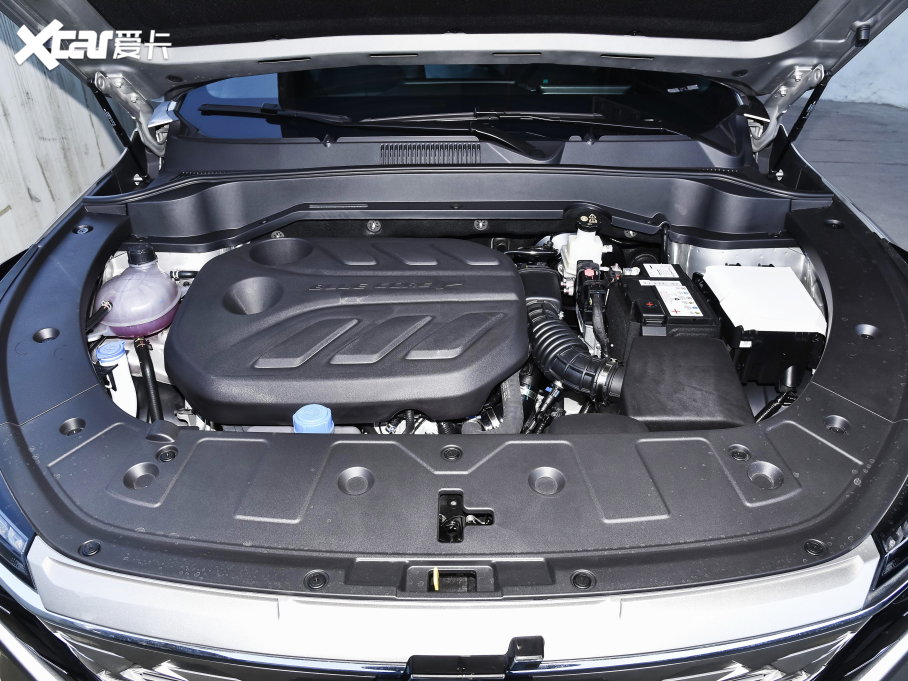 2022LWZ6 {L 1.5T DCTIͳа