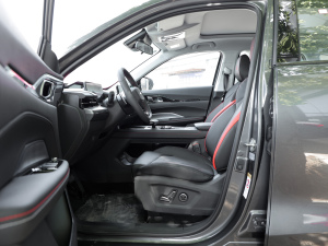 2022{L 1.5T DCTI(lng) ǰſg