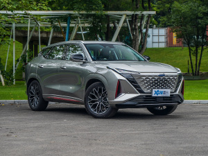 2022{L 1.5T DCTǺ ǰ45