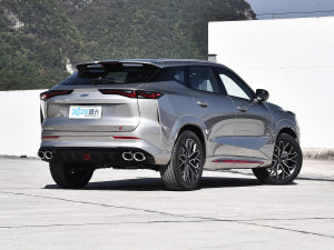 2022款蓝鲸 1.5T DCT智领型城市版 右后45度
