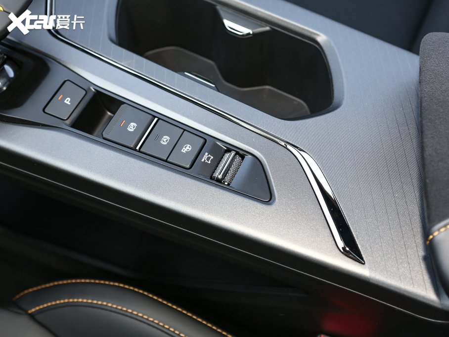 2023LWX5 PLUS 1.5T DCTȤAI