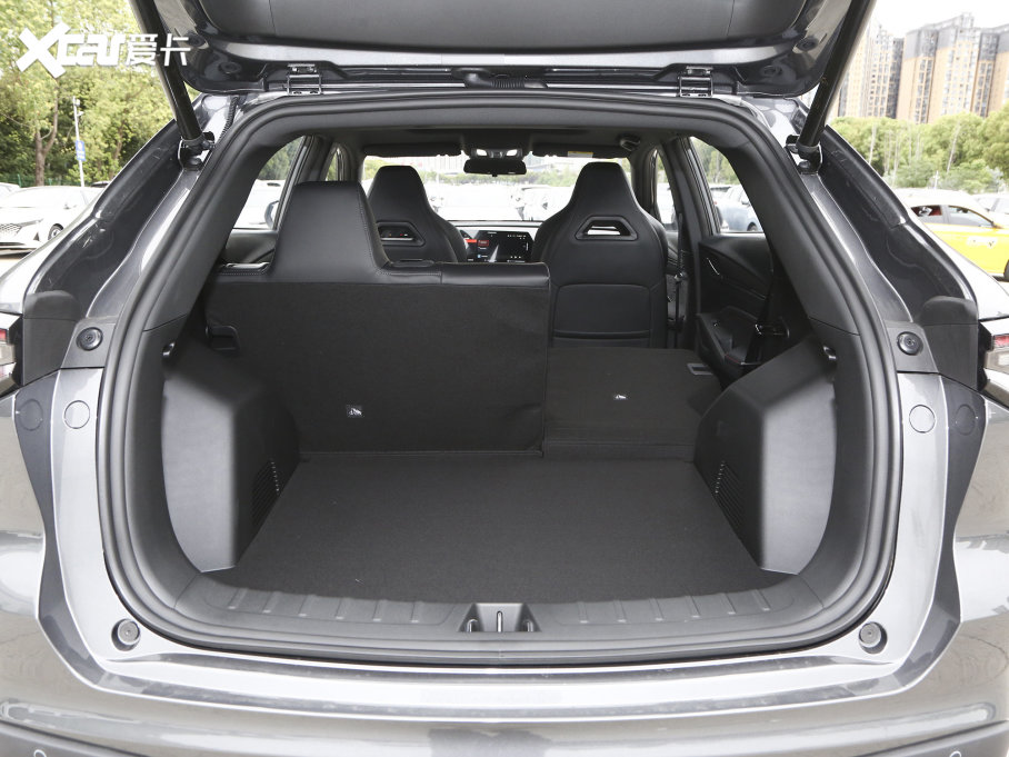 2023LWX5 PLUS Ŀ 1.5T DCTI(lng)