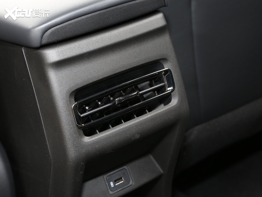 2023LWX5 PLUS Ŀ 1.5T DCTh