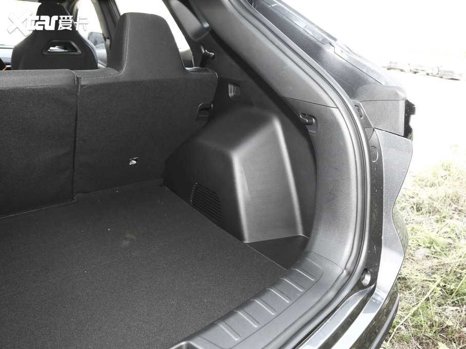 2023LWX5 PLUS 1.5T DCT