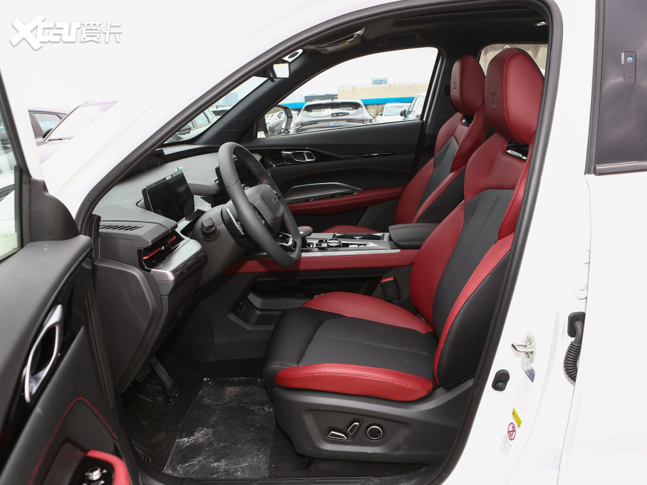 2023LWZ6 {L 2.0T Ԅh