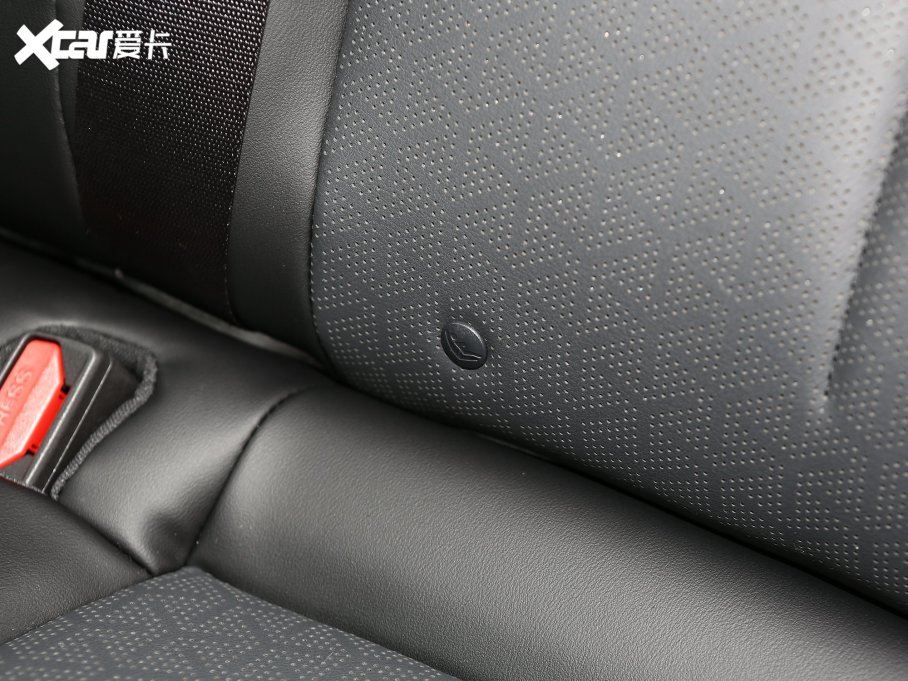 2023LWZ6 {L 2.0T Ԅh