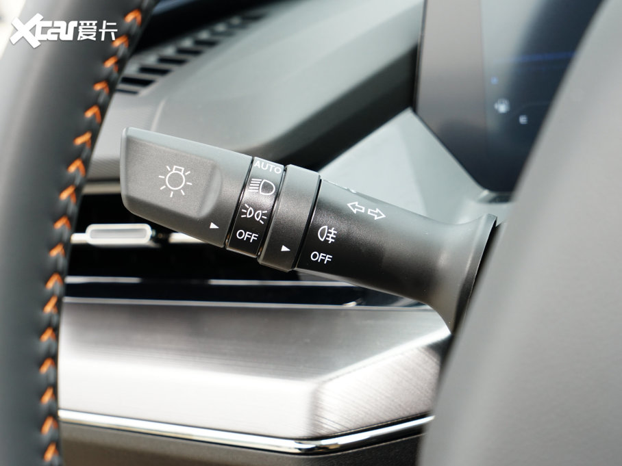 2023LWZ6 {(ln)L 1.5T DCT