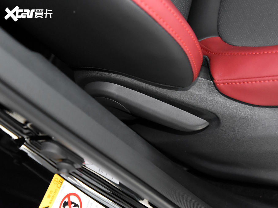 2023LWZ6 {(ln)L 1.5T DCTǿ