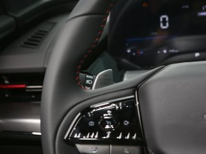 2023{L 2.0T Ԅ п؅^(q)