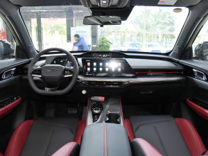 2023款蓝鲸 1.5T DCT智酷型 内饰全景