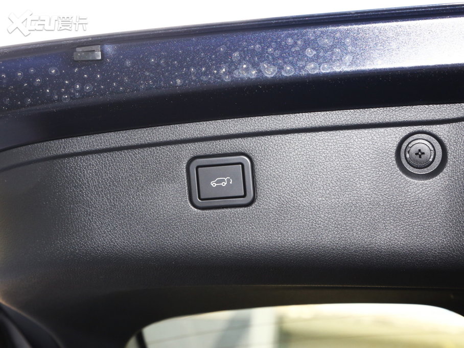 2023LWX7 PLUS  1.5TԄI(lng) 7