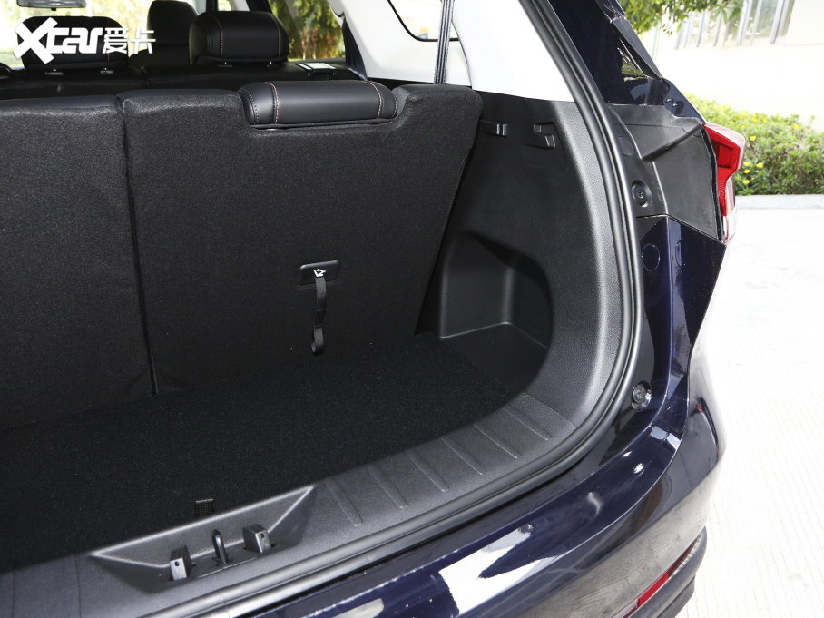 2023LWX7 PLUS  1.5TԄI(lng) 7