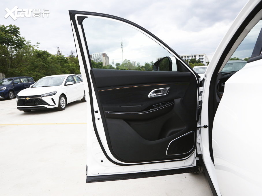 2023LWX7 PLUS  1.5TԄ