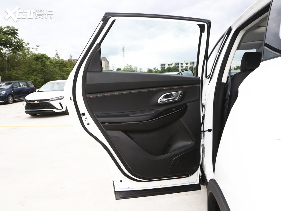 2023LWX7 PLUS  1.5TԄ