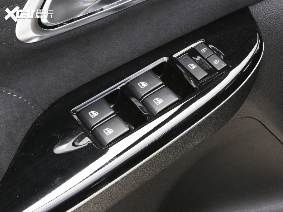 2023LWX7 PLUS  1.5TԄ 7