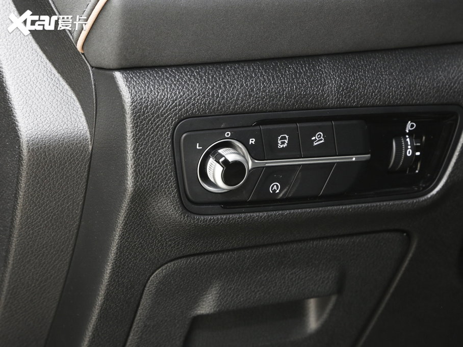 2023LWX7 PLUS  1.5TԄ 7