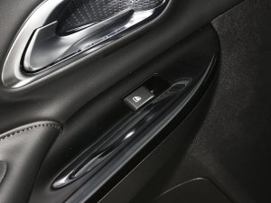 2023款畅享版 1.5T自动智享型 后排车窗控制区