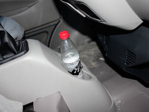 2011款1.3L 手动精英版 空间座椅