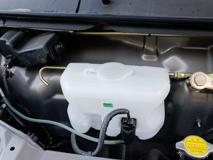 2011款1.3L 手动精英版 其它