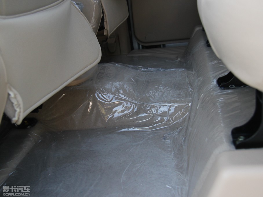 2012��W�ZS �\�Ӱ� 1.3L ��Ӣ��