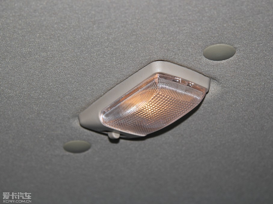 2012��W�ZS �\�Ӱ� 1.3L ��Ӣ��