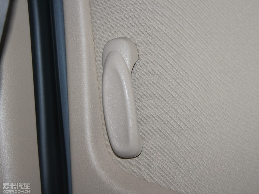 2012��W�ZS �\(y��n)��(d��ng)�� 1.3L ��Ӣ��