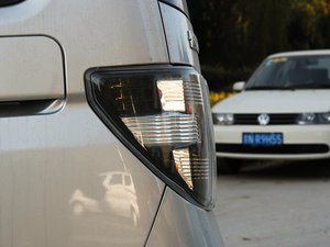 2012\(yn)(dng) 1.3L Ӣ (x)(ji)^