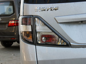 2012\(yn)(dng) 1.3L Ӣ (x)(ji)^