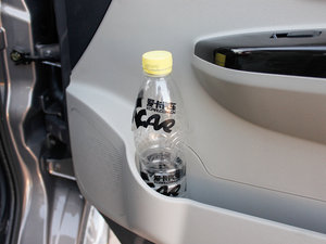 2013款1.2L 新长安之星标准版 空间座椅