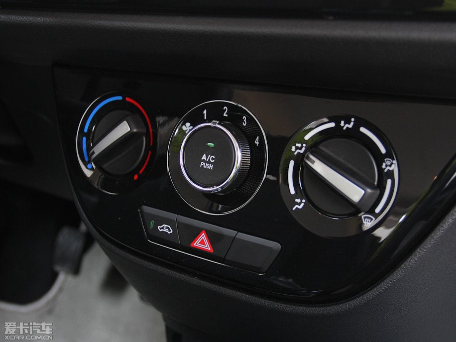 2013��W���� 1.2L �քӾ�Ӣ��