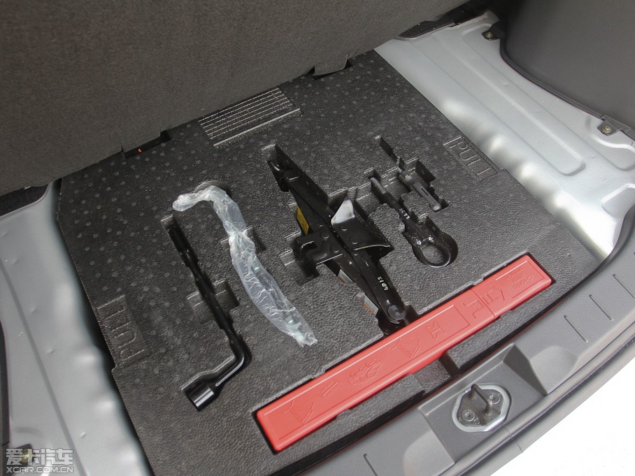 2013��W���� 1.2L �քӾ�Ӣ��