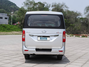 2014款1.5L 手动标准型 正后	