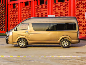 2014款2.7L 手动尊贵型 正侧（左）