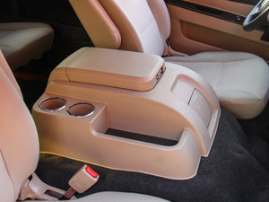 2014款2.7L 手动尊贵型 空间座椅