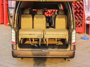 2014款2.7L 手动尊贵型 空间座椅