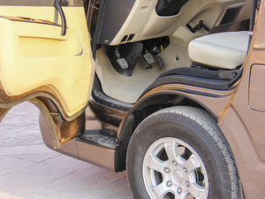 2014款2.7L 手动尊贵型 空间座椅