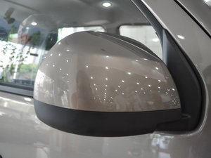 2014款1.4L 手动基本版 细节外观