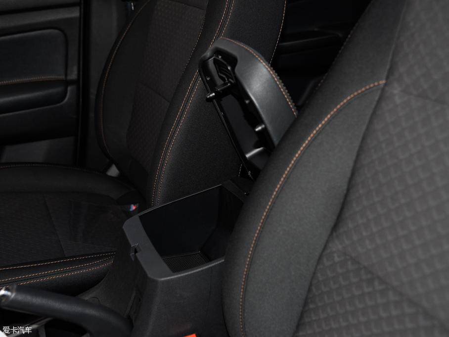 2016L(zhng)WCX70 1.6L ք(dng)A