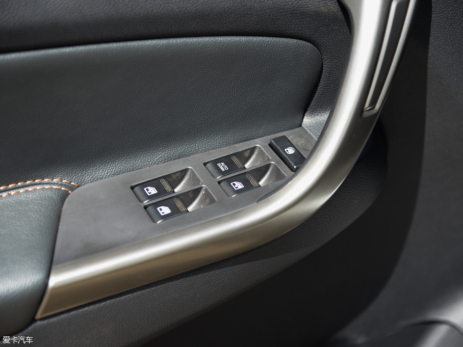 2016���L���W��CX70 1.6L �քӺ��A��