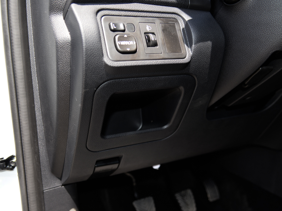 2016���L���W��CX70 1.6L �քӺ��A��