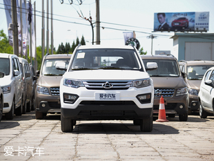 長(zhǎng)安汽車2016款長(zhǎng)安CX70