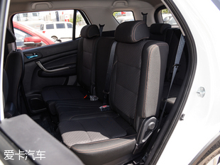 長(zhǎng)安汽車2016款長(zhǎng)安CX70