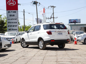 2016款1.6L 手动豪华型 左后45度