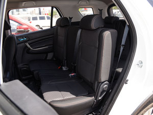 2016款1.6L 手动豪华型 后排座椅