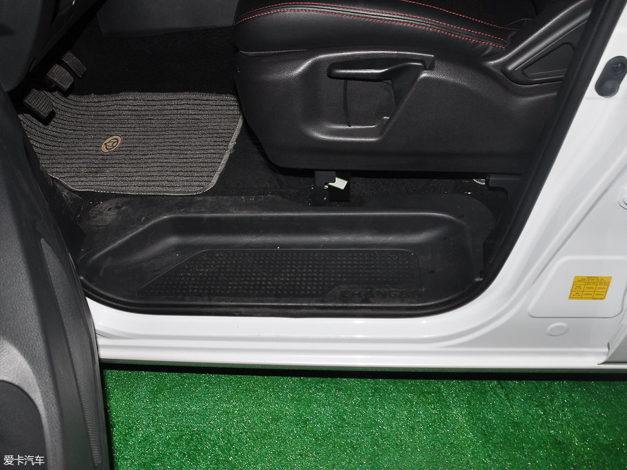 2017���L�����S50 1.5T ���A�� 6MT