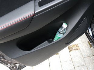 长安汽车2017款睿行S50